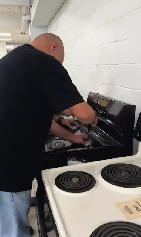Refrigerator Repair Norman OK | Norman Refrigerator Repair 12 Stove Repair Real Work Image